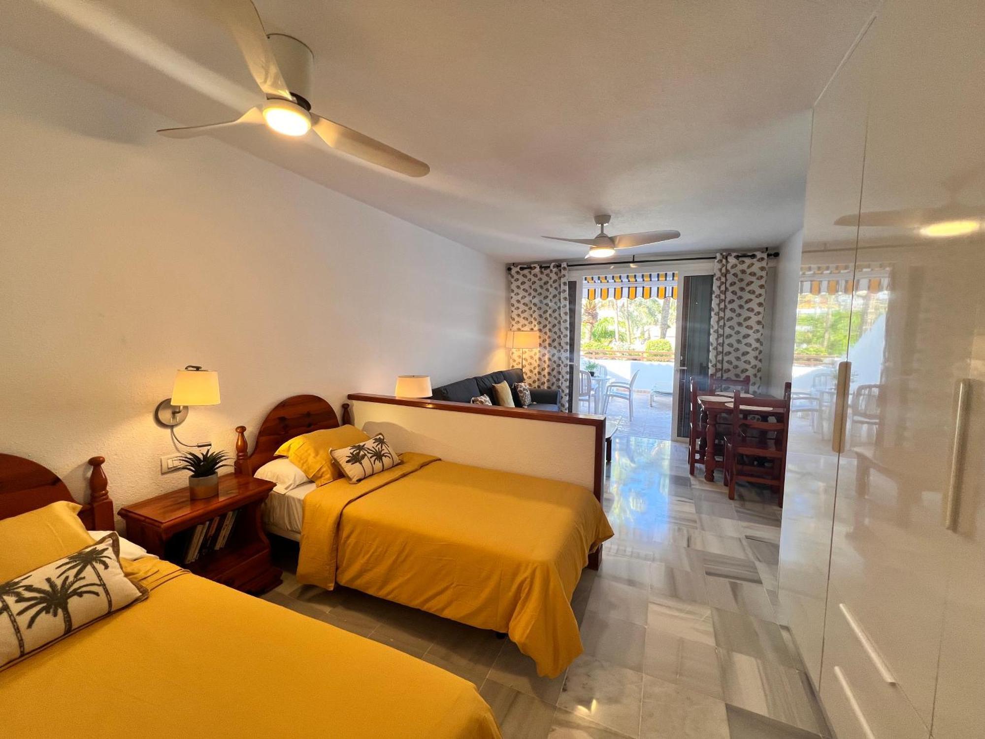 Seafront New Modern Apartment Playa de las Americas  Exterior photo